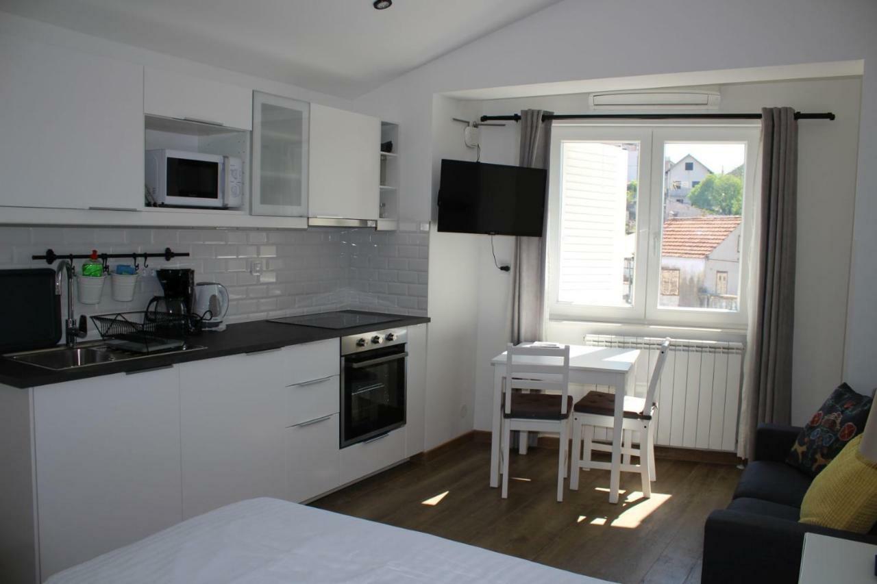 Apartments Ivan Zaton Zaton  Extérieur photo
