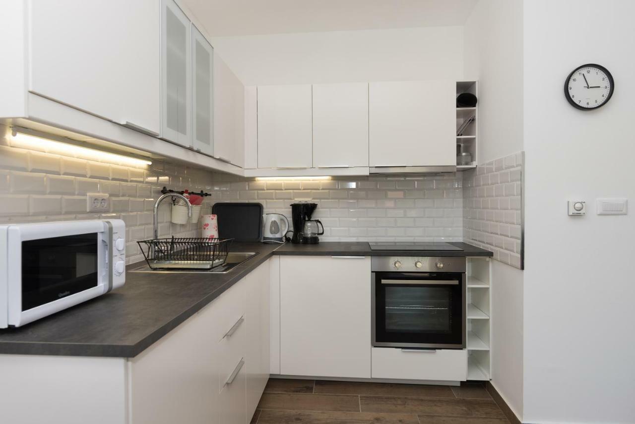Apartments Ivan Zaton Zaton  Extérieur photo